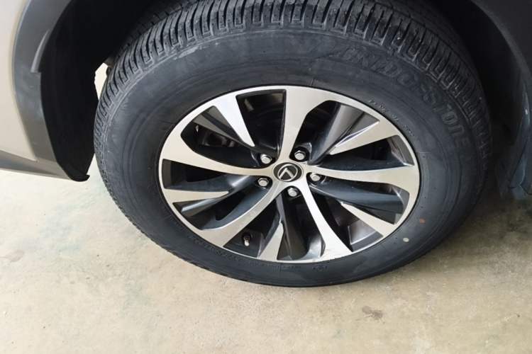 Used Lexus RX 2020 300 Two-Wheel Drive Elite Edition China VI Standard Right Rear Wheel Hub
