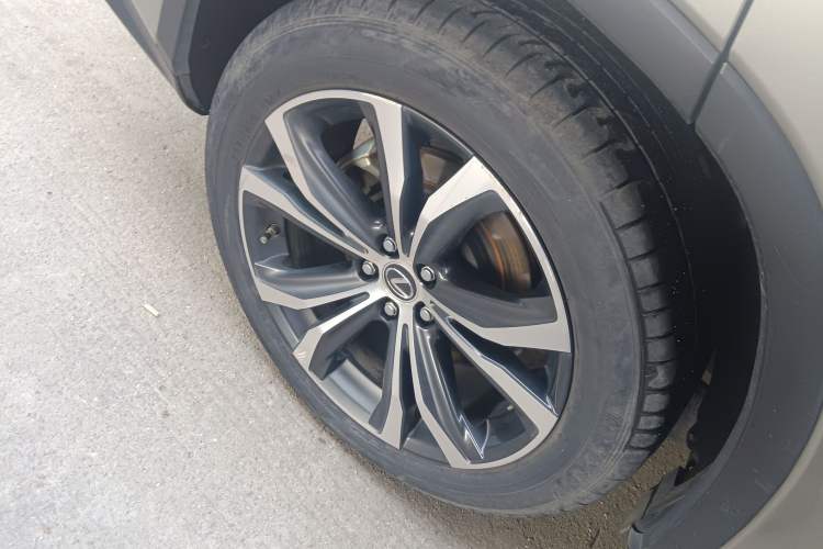 Used Lexus RX 2020 Facelifted 300 4x4 Elegant Edition Right Rear Wheel Hub