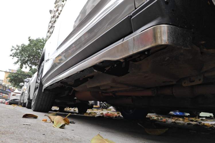 Used Lexus RX 2020 Facelifted 300 4x4 Elegant Edition Right Side Sill