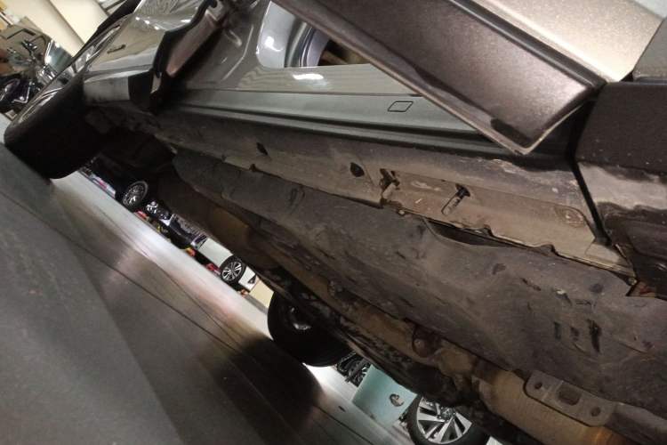 Used Lexus RX 2020 450h Four-Wheel Drive Luxury Edition China VI Standard Right Side Sill