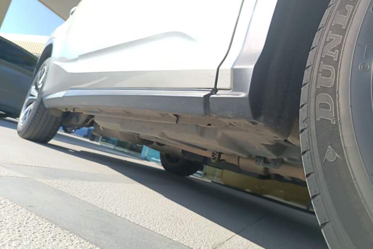 Used Lexus RX 2020 Facelifted 300 4x4 Elegant Edition Right Side Sill