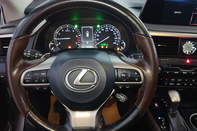 Used Lexus RX 2020 300 4x4 Elegant Edition China VI Steering Wheel