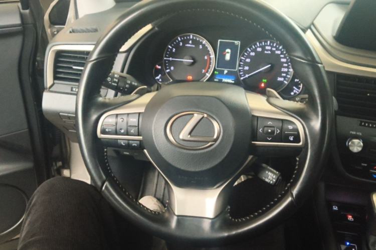 Used Lexus RX 2020 300 Two-Wheel Drive Elite Edition China VI Standard Steering Wheel
