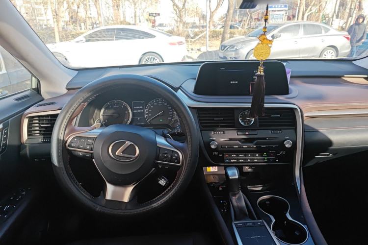 Used Lexus RX 2020 300 4x4 Elegant Edition China VI Steering Wheel