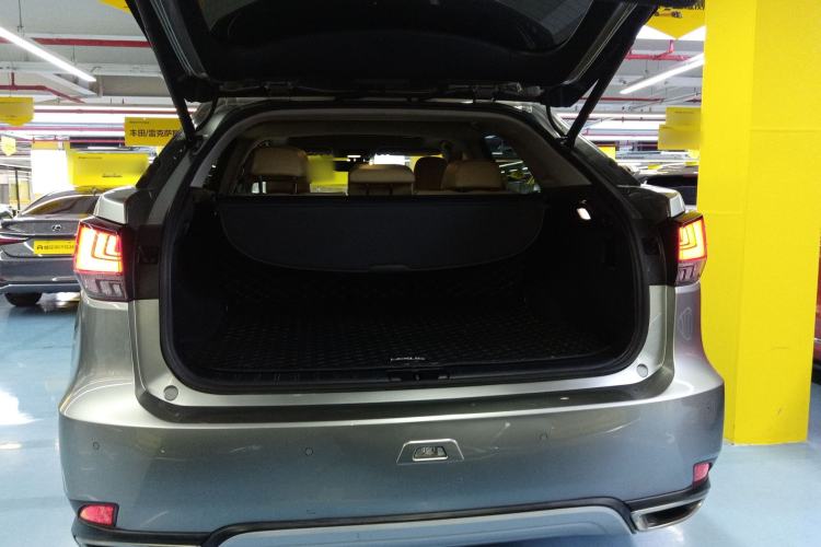Used Lexus RX 2020 300 Two-Wheel Drive Elite Edition China VI Standard Trunk