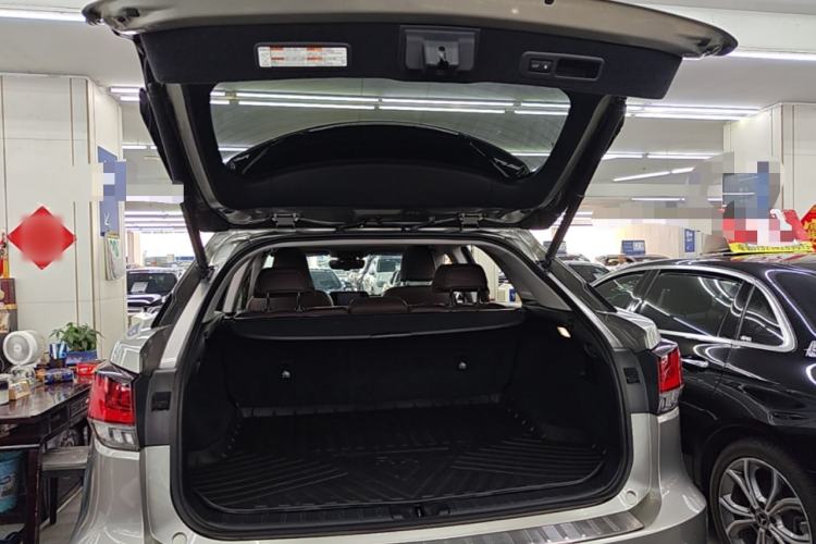 Used Lexus RX 2020 300 4x4 Elegant Edition China VI Trunk