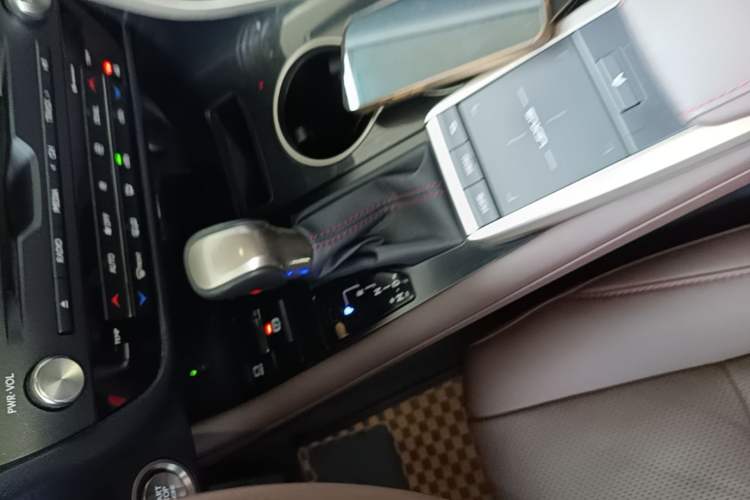 Used Lexus RX 2020 300 4x4 Elegant Edition China VI Vehicle Key