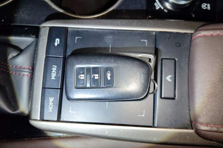 Used Lexus RX 2020 Facelifted 300 4x4 Elegant Edition Vehicle Key