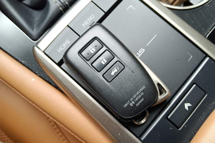 Used Lexus RX 2020 300 4x4 Elegant Edition China VI Vehicle Key