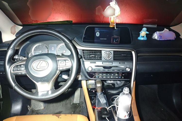 Used Lexus RX 2020 Revised Version 300 Two-Wheel Drive Comfort Edition Center Console
