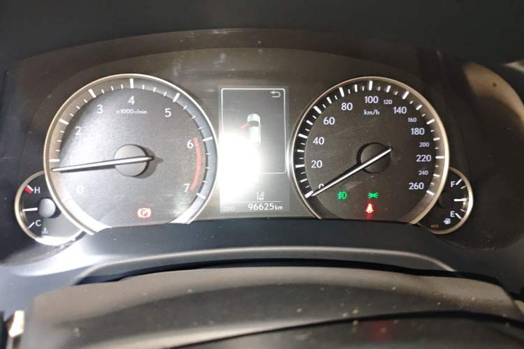 Used Lexus RX 2020 Revised Version 300 Two-Wheel Drive Comfort Edition Instrument Cluster