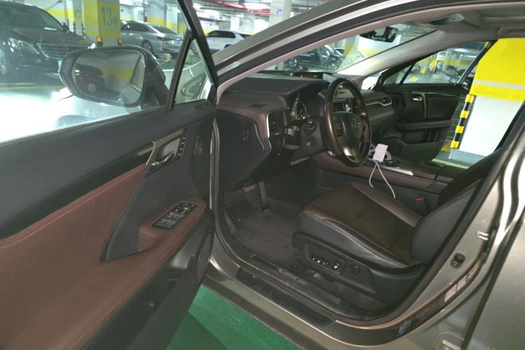 Used Lexus RX 2020 Facelifted 300 4x4 Elegant Edition Driver Seat