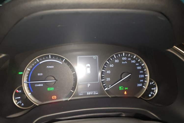 Used Lexus RX 2020 Revised Version 450h Four-Wheel Drive Elegant Edition Odometer Close Up