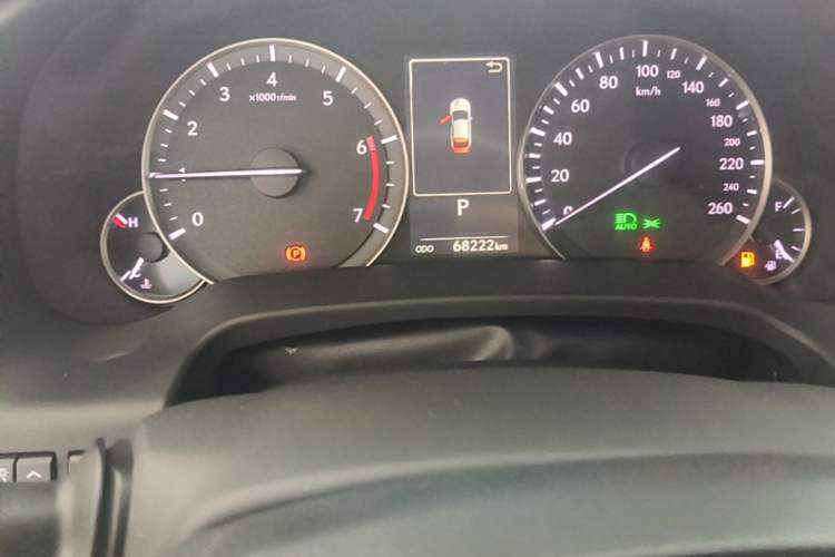 Used Lexus RX 2020 Facelifted 300 4x4 Elegant Edition Odometer Close Up