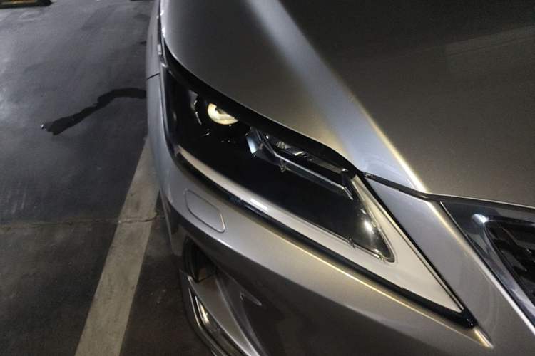 Used Lexus RX 2020 Revised Version 300 Two-Wheel Drive Comfort Edition Right Front Headlight
