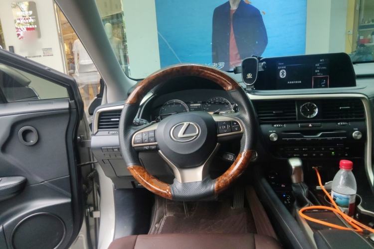 Used Lexus RX 2020 Revised Version 300 Two-Wheel Drive Elite Edition Steering Wheel