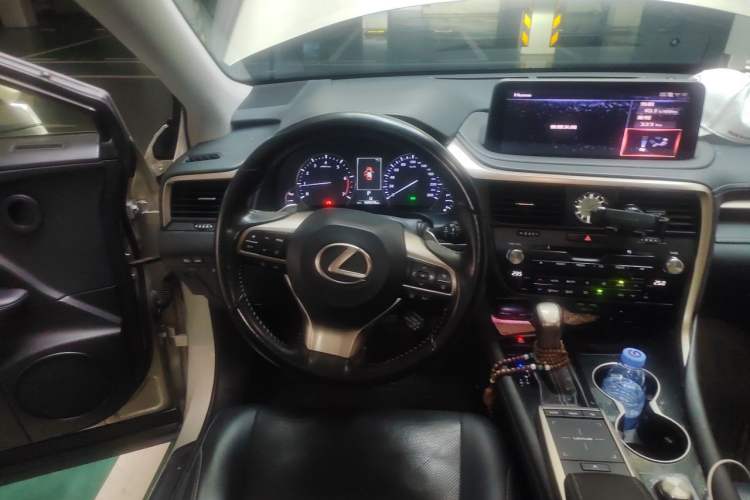 Used Lexus RX 2020 300 4x4 Elegant Edition China VI Steering Wheel