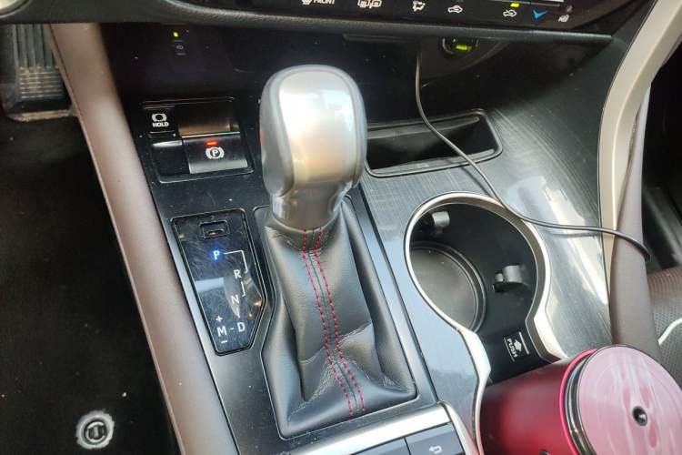 Used Lexus RX 2020 300 4x4 Elegant Edition China VI Gear Lever