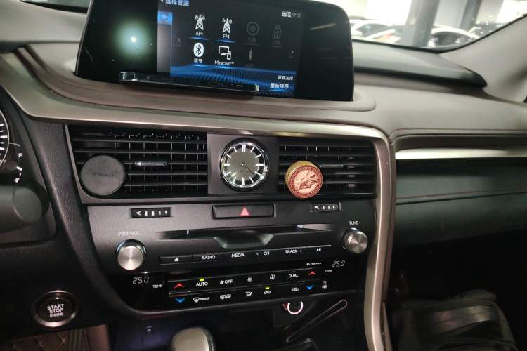Used Lexus RX 2020 Revised Version 300 Two-Wheel Drive Comfort Edition Audio And AC Panel