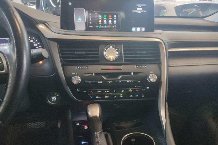 Used Lexus RX 2020 Revised Version 300 Two-Wheel Drive Elite Edition Audio And AC Panel