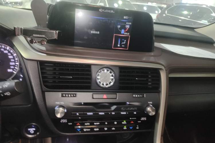 Used Lexus RX 2020 450h Four-Wheel Drive Elegant Edition China VI Standard Audio And AC Panel