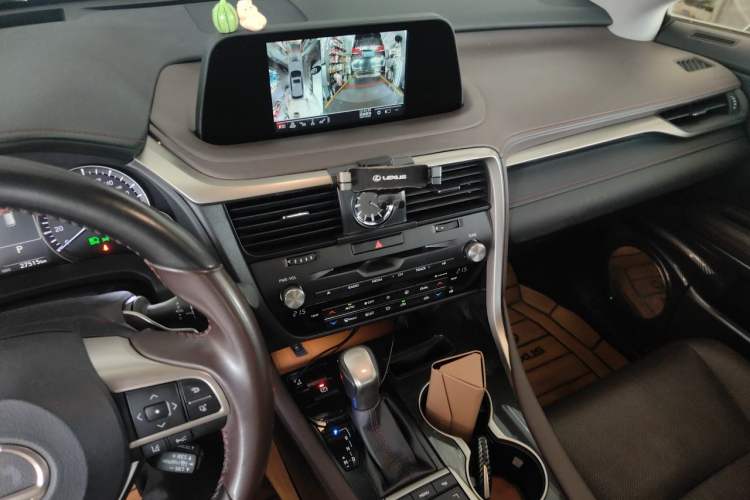 Used Lexus RX 2020 Facelifted 300 4x4 Elegant Edition Audio And AC Panel