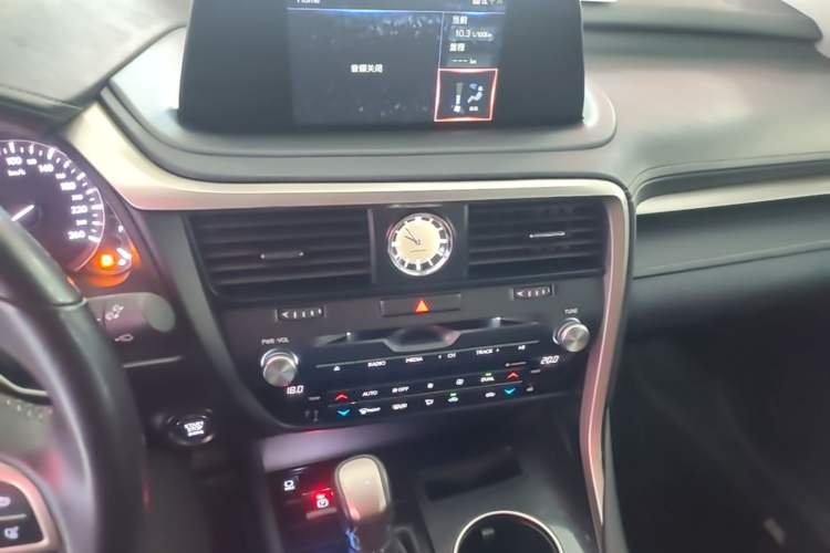 Used Lexus RX 2020 Revised Version 300 Two-Wheel Drive Elite Edition Audio And AC Panel