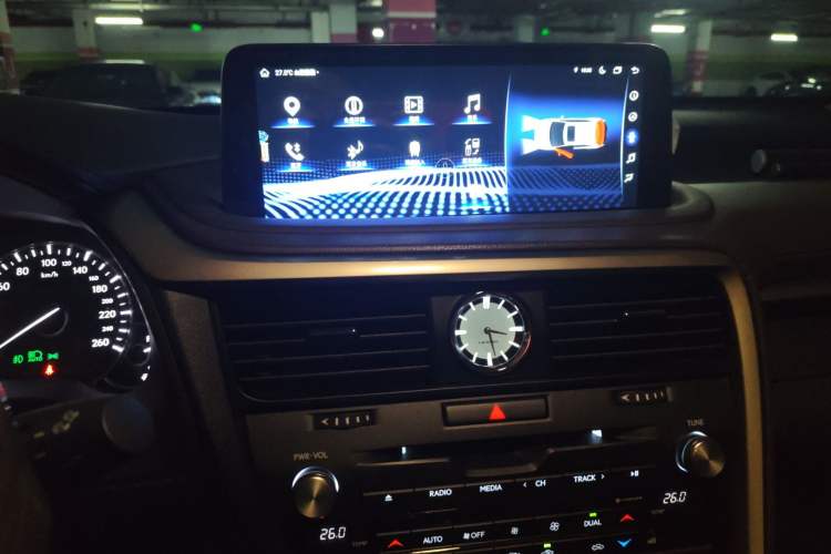 Used Lexus RX 2020 Revised Version 300 Two-Wheel Drive Comfort Edition Audio And AC Panel