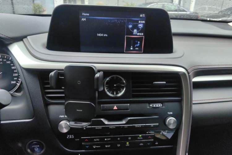 Used Lexus RX 2020 Revised Version 450h Four-Wheel Drive Elegant Edition Audio And AC Panel
