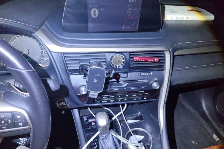 Used Lexus RX 2020 300 Two-Wheel Drive Elite Edition China VI Standard Audio And AC Panel