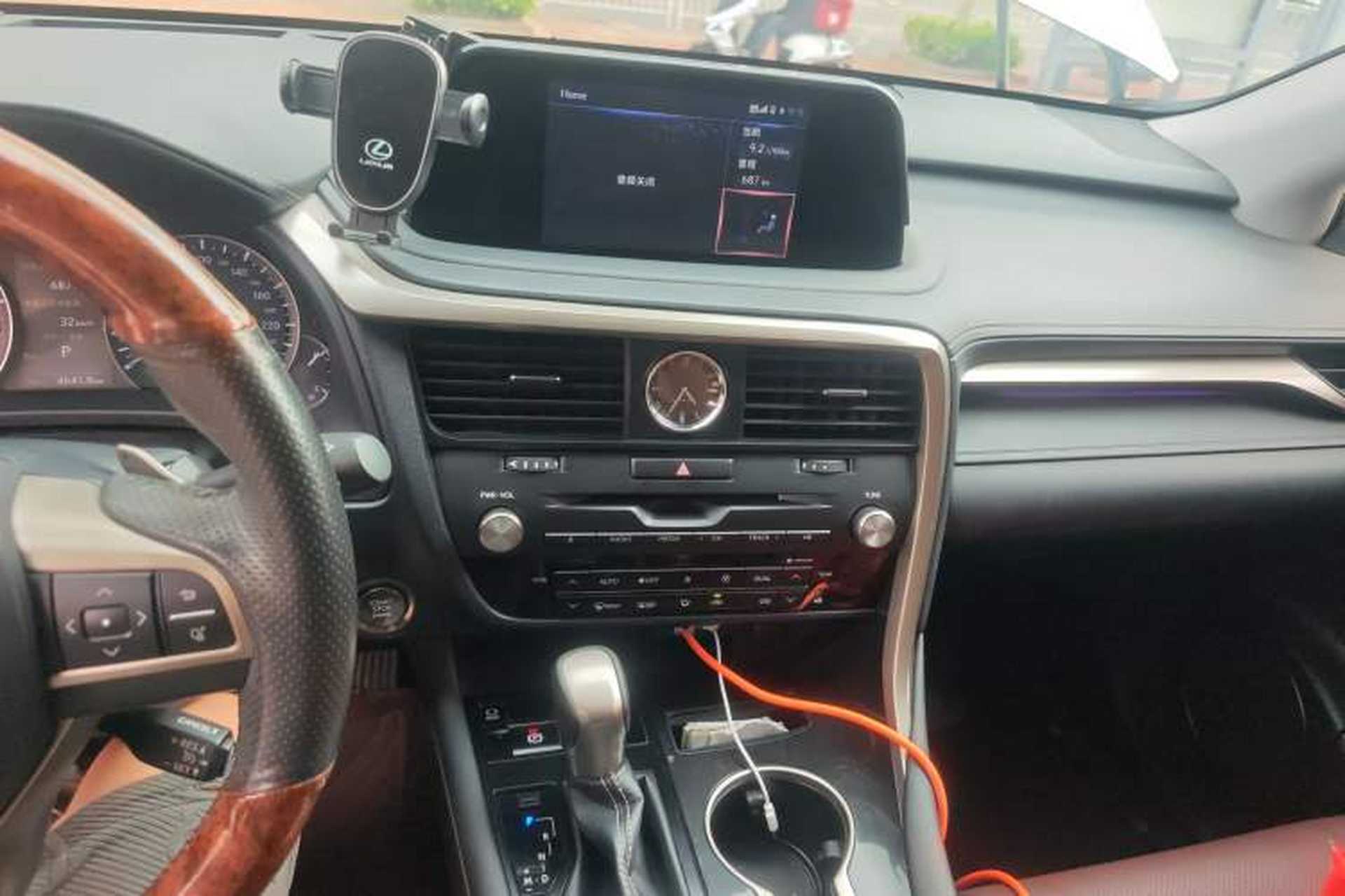 Used Lexus RX 2020 Revised Version 300 Two-Wheel Drive Elite Edition Audio And AC Panel