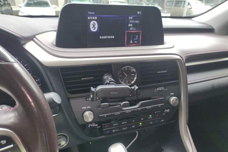 Used Lexus RX 2020 Revised Version 300 Two-Wheel Drive Comfort Edition Audio And AC Panel