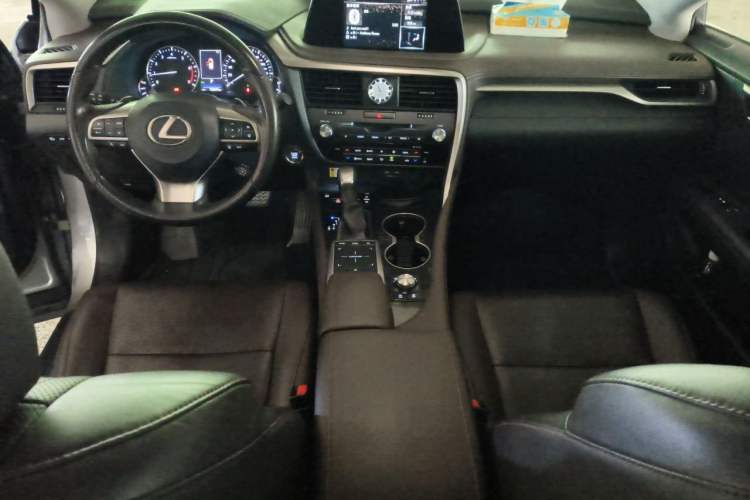 Used Lexus RX 2020 Facelifted 300 4x4 Elegant Edition Center Console