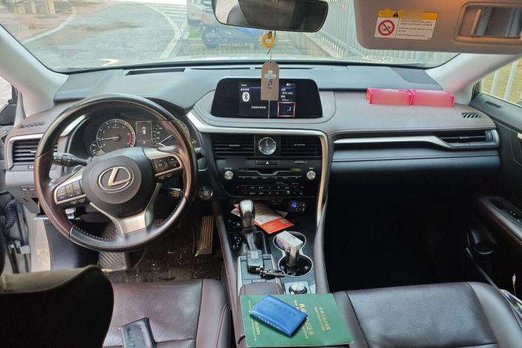 Used Lexus RX 2020 Facelifted 300 4x4 Elegant Edition Center Console