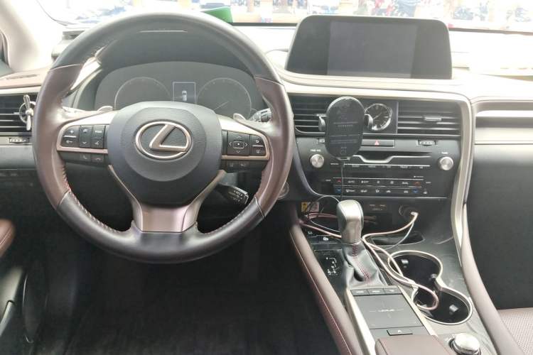 Used Lexus RX 2020 Facelifted 300 4x4 Elegant Edition Center Console