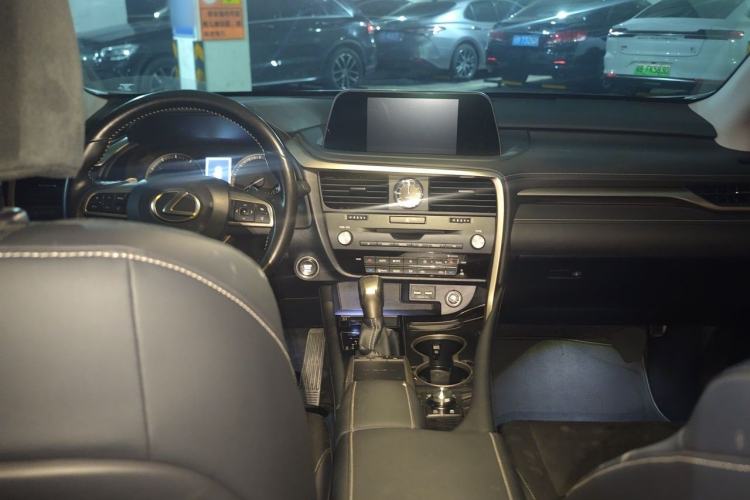 Used Lexus RX 2020 300 Two-Wheel Drive Elite Edition China VI Standard Center Console