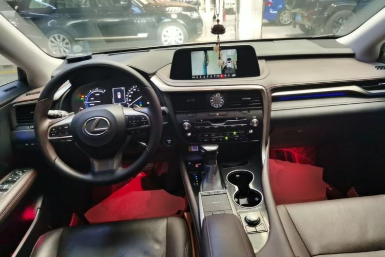 Used Lexus RX 2020 Revised Version 450h Four-Wheel Drive Elegant Edition Center Console