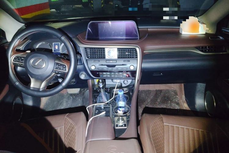 Used Lexus RX 2020 Facelifted 300 4x4 Elegant Edition Center Console