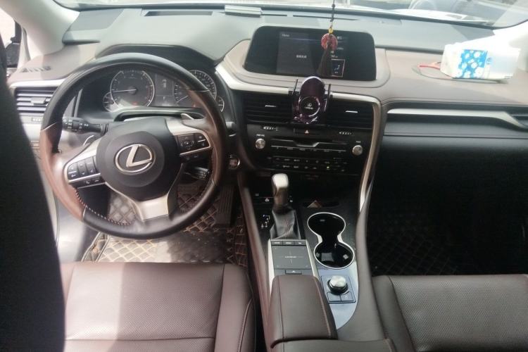 Used Lexus RX 2020 Facelifted 300 4x4 Elegant Edition Center Console