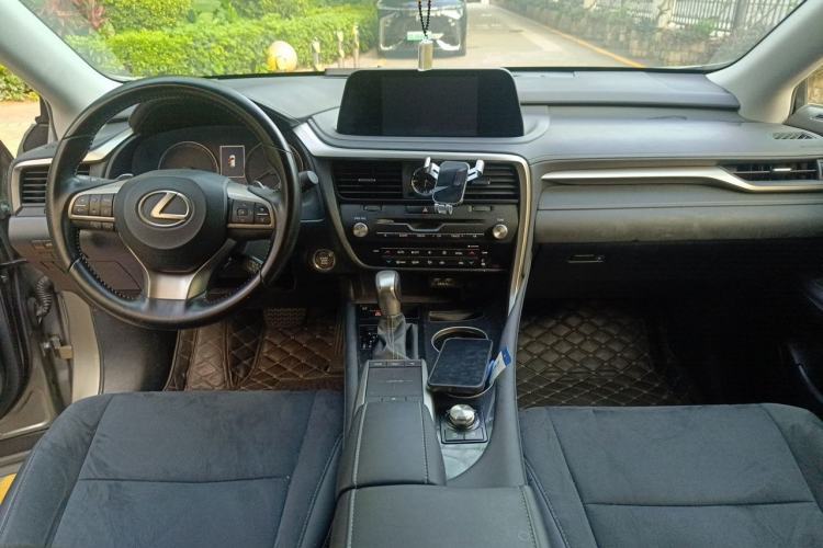 Used Lexus RX 2020 300 Two-Wheel Drive Elite Edition China VI Standard Center Console