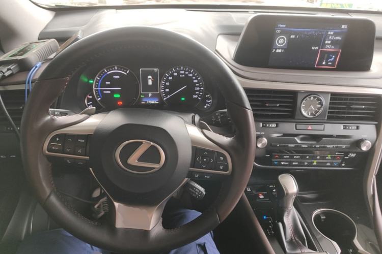 Used Lexus RX 2020 450h Four-Wheel Drive Elegant Edition China VI Standard Center Console