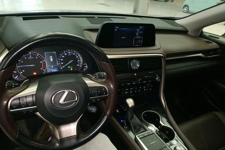 Used Lexus RX 2020 Facelifted 300 4x4 Elegant Edition Center Console