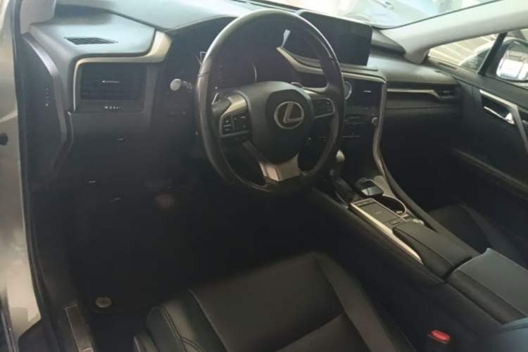Used Lexus RX 2020 Revised Version 300 Two-Wheel Drive Elite Edition Center Console
