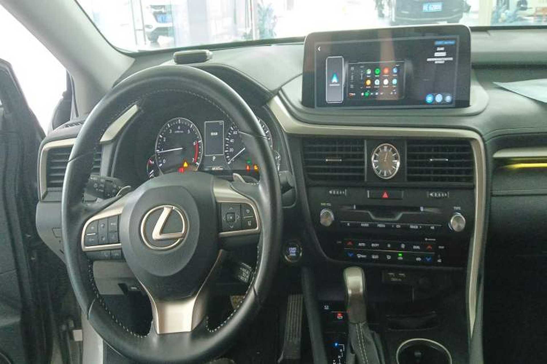 Used Lexus RX 2020 Revised Version 300 Two-Wheel Drive Elite Edition Center Console
