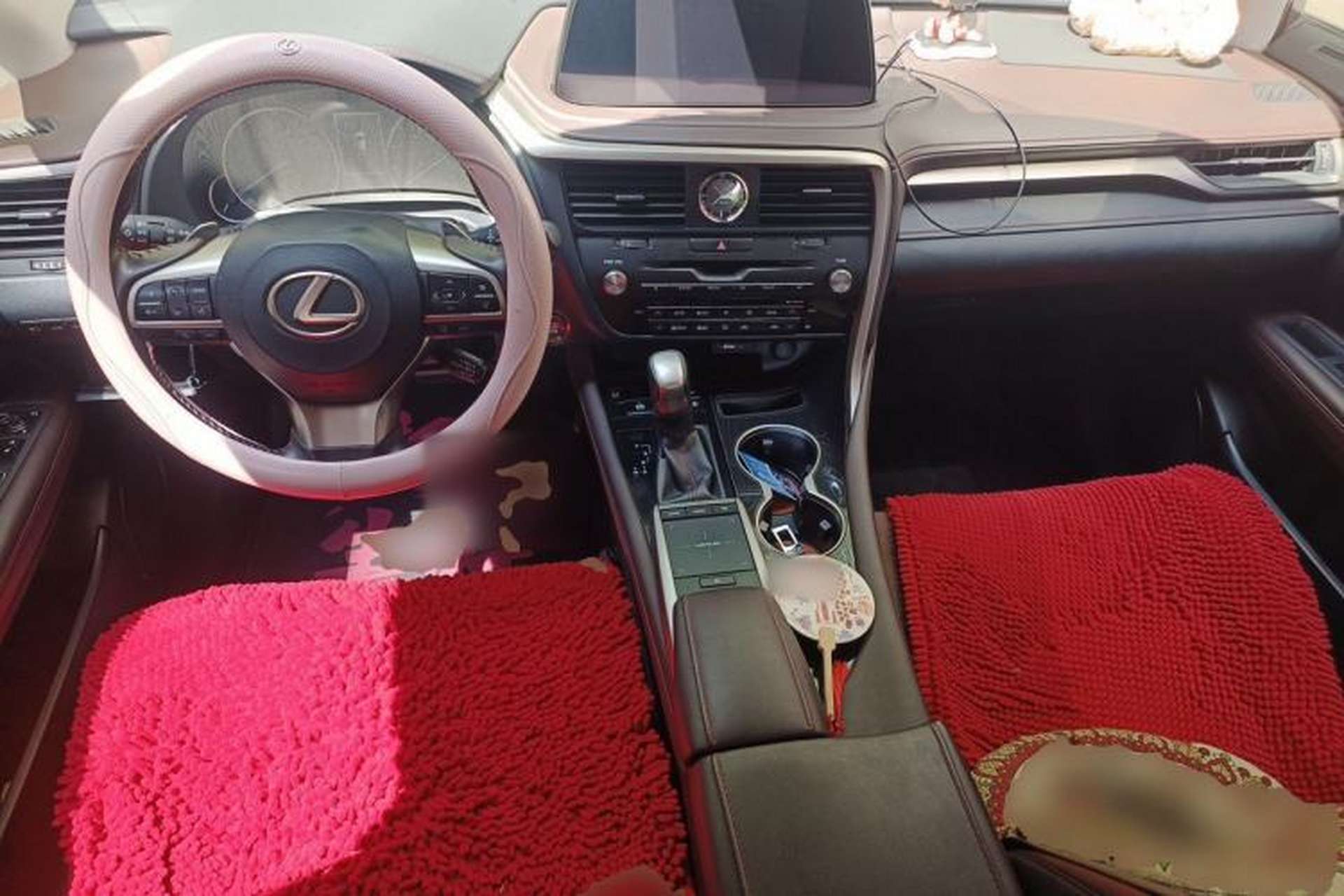 Used Lexus RX 2020 Revised Version 300 Two-Wheel Drive Comfort Edition Center Console