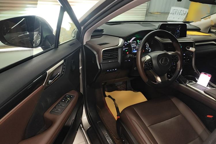 Used Lexus RX 2020 Revised Version 450h Four-Wheel Drive Elegant Edition Driver Seat