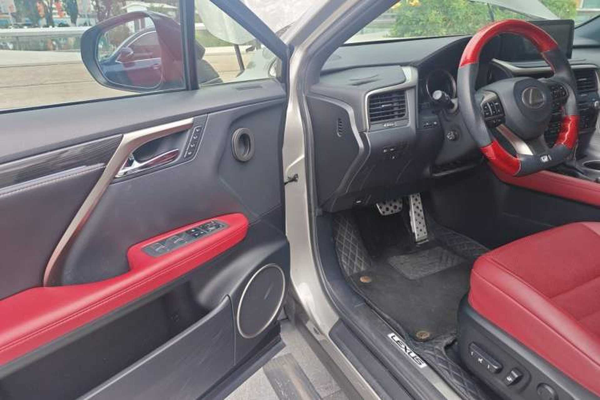 Used Lexus RX 2020 300 4x4 F SPORT China VI Driver Seat