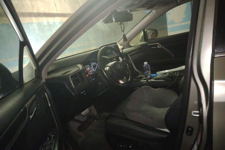 Used Lexus RX 2020 300 Launch Special Limited Edition China VI Standard Driver Seat