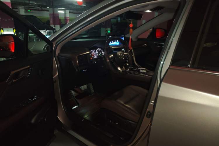 Used Lexus RX 2020 Revised Version 300 Two-Wheel Drive Comfort Edition Driver Seat