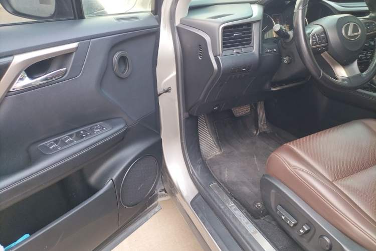 Used Lexus RX 2020 Revised Version 300 Two-Wheel Drive Comfort Edition Driver Seat